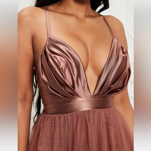 Fashion Nova Fairy Dress - Picture 3 of 3